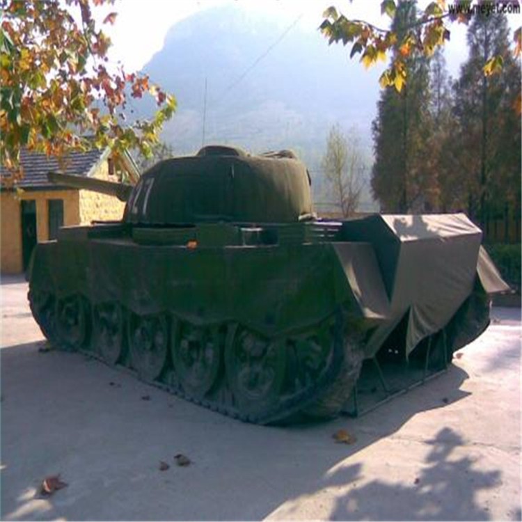 伊犁大型充气坦克